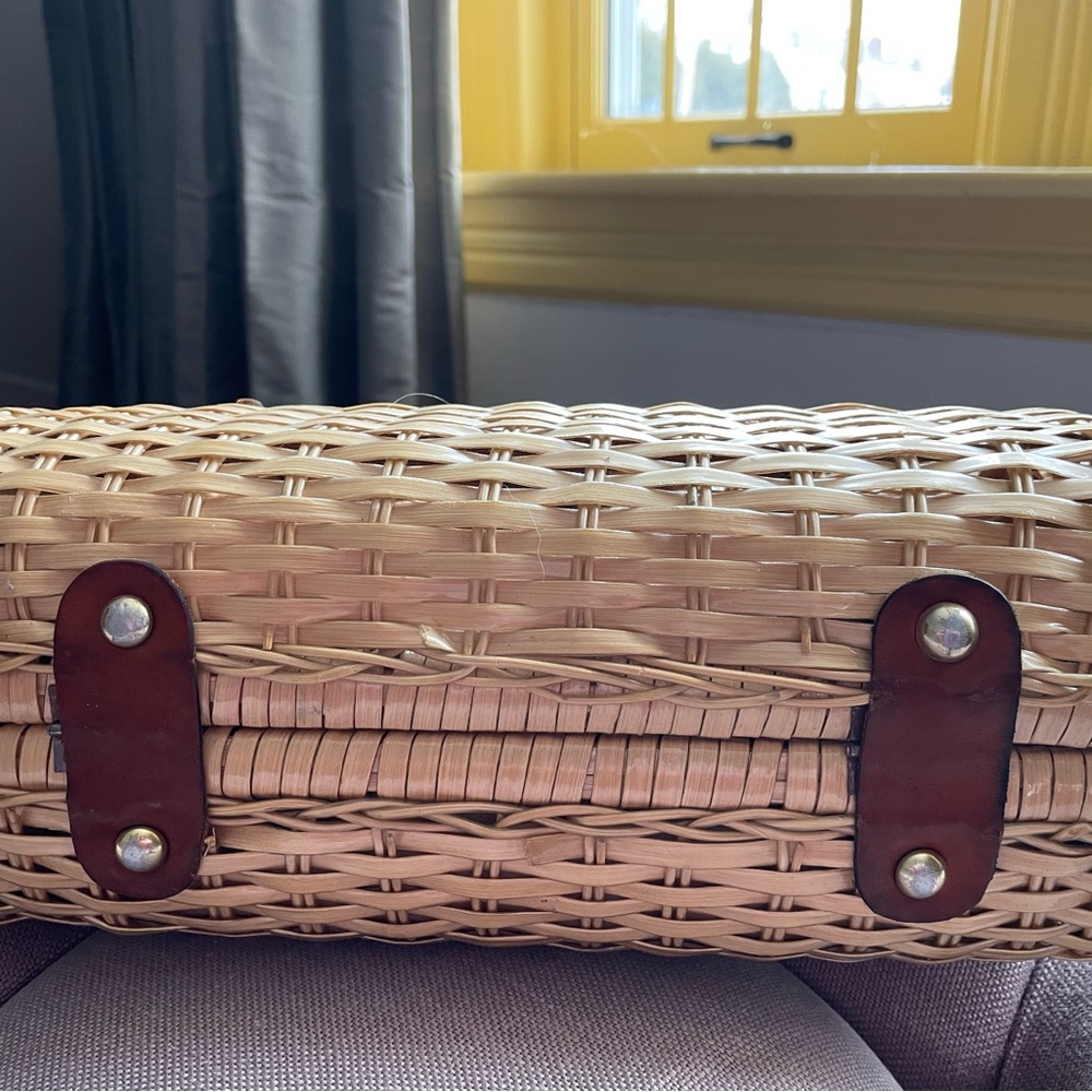 VINTAGE Simon Rattan Woven Handbag Handmade in Hong Kong Designed by Ernest Blum - Picture 9 of 16